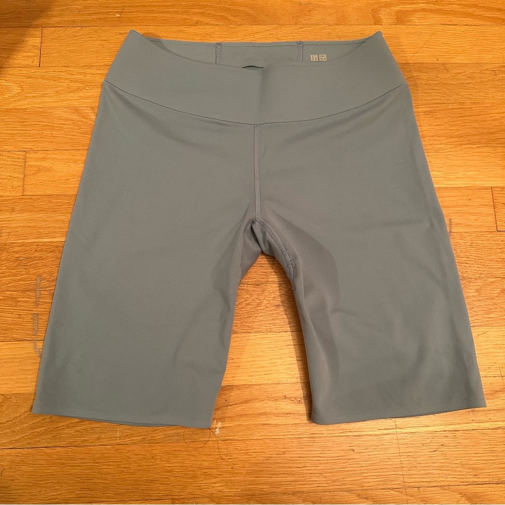Uniqlo Women's Gray Bike Shorts